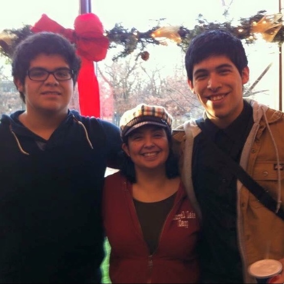 Meet your Posher, Maria - Picture 2 of 4